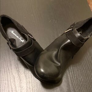 American Eagle Black Buckle Detail Shoes
